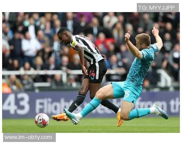 埃迪豪回应斯洛特言论称纽卡是小俱乐部我们的球队发展良好